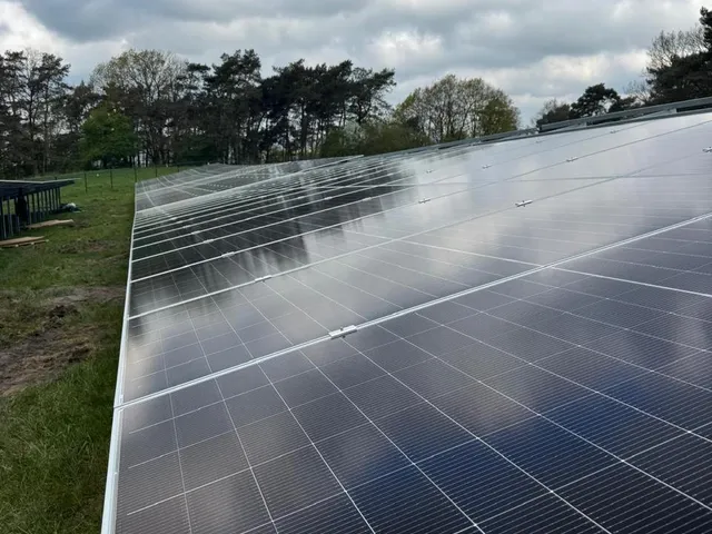 Beebau construction — solar04_1777312193593